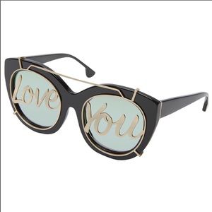 ALICE + OLIVIA: “Love You” Sunglasses 🕶 NWT!